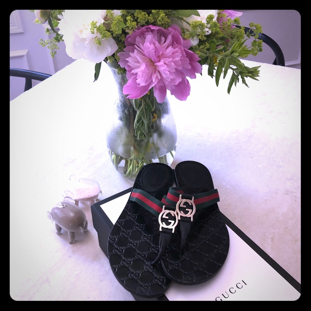 Gucci classic thong sandals